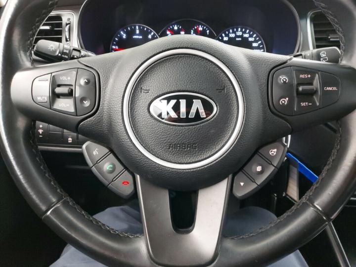 Photo 11 VIN: KNAHT815AJ7207085 - KIA CARENS 