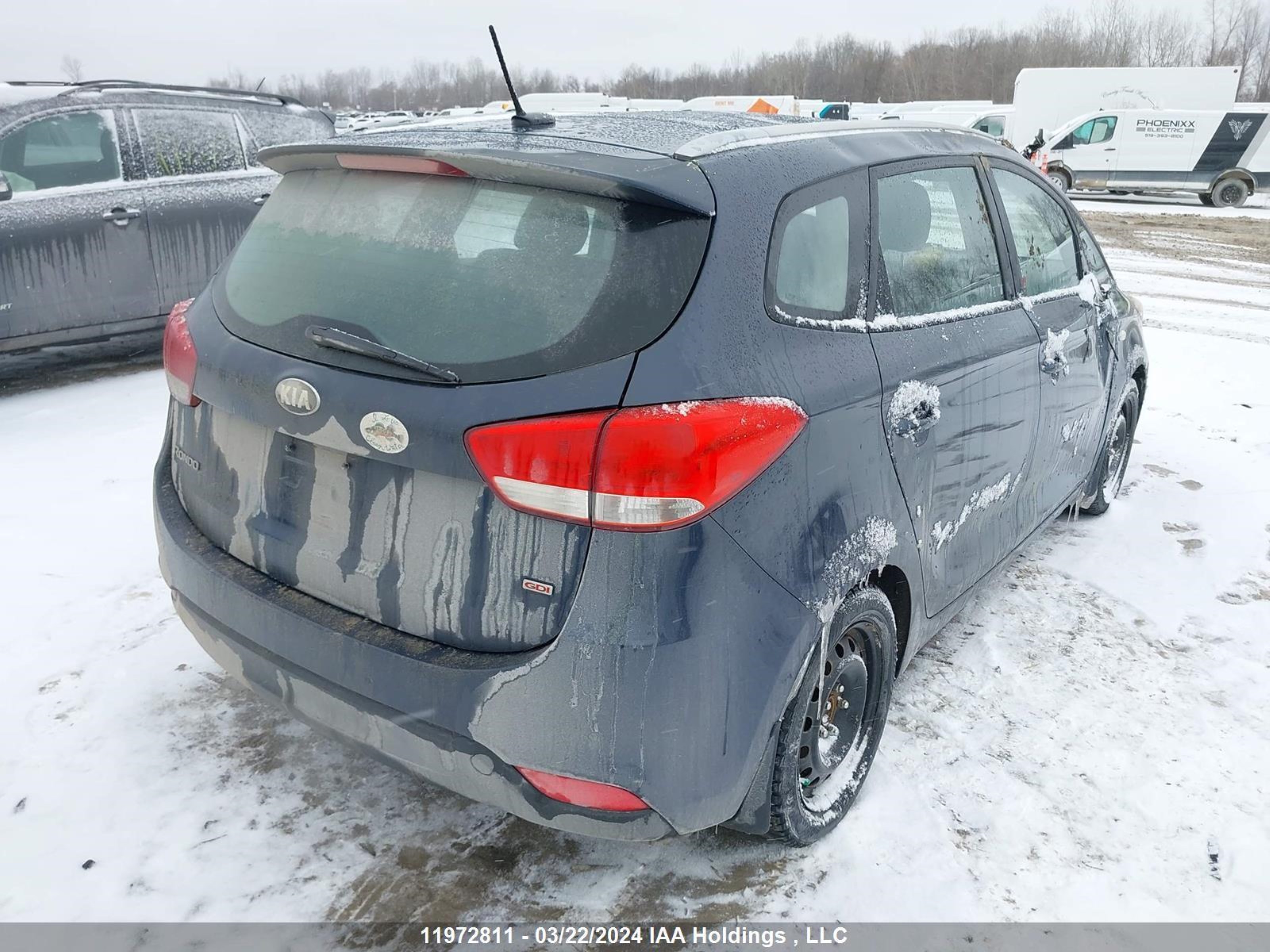 Photo 3 VIN: KNAHT8A30F7078356 - KIA RONDO 