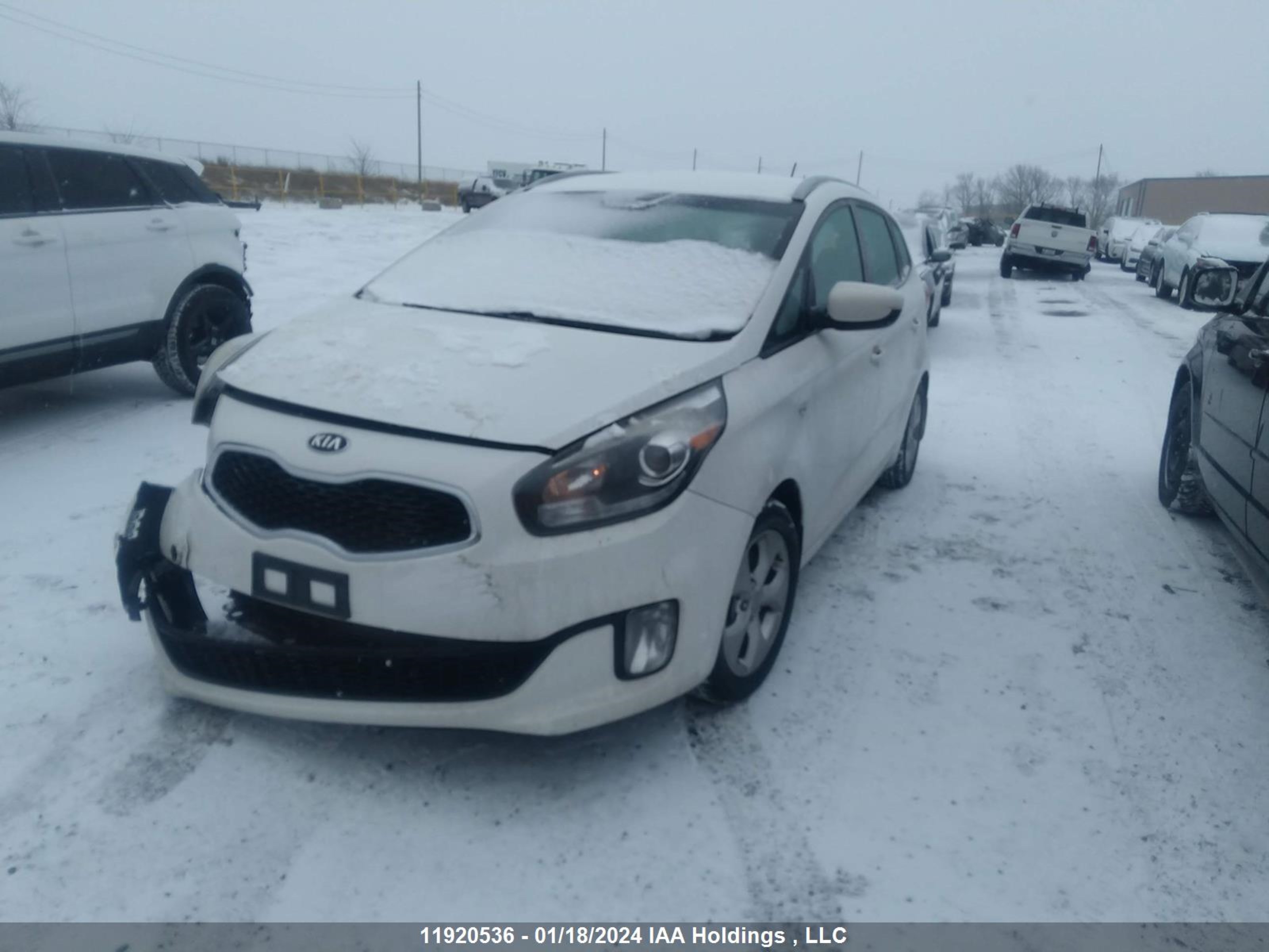 Photo 1 VIN: KNAHT8A30G7147693 - KIA RONDO 