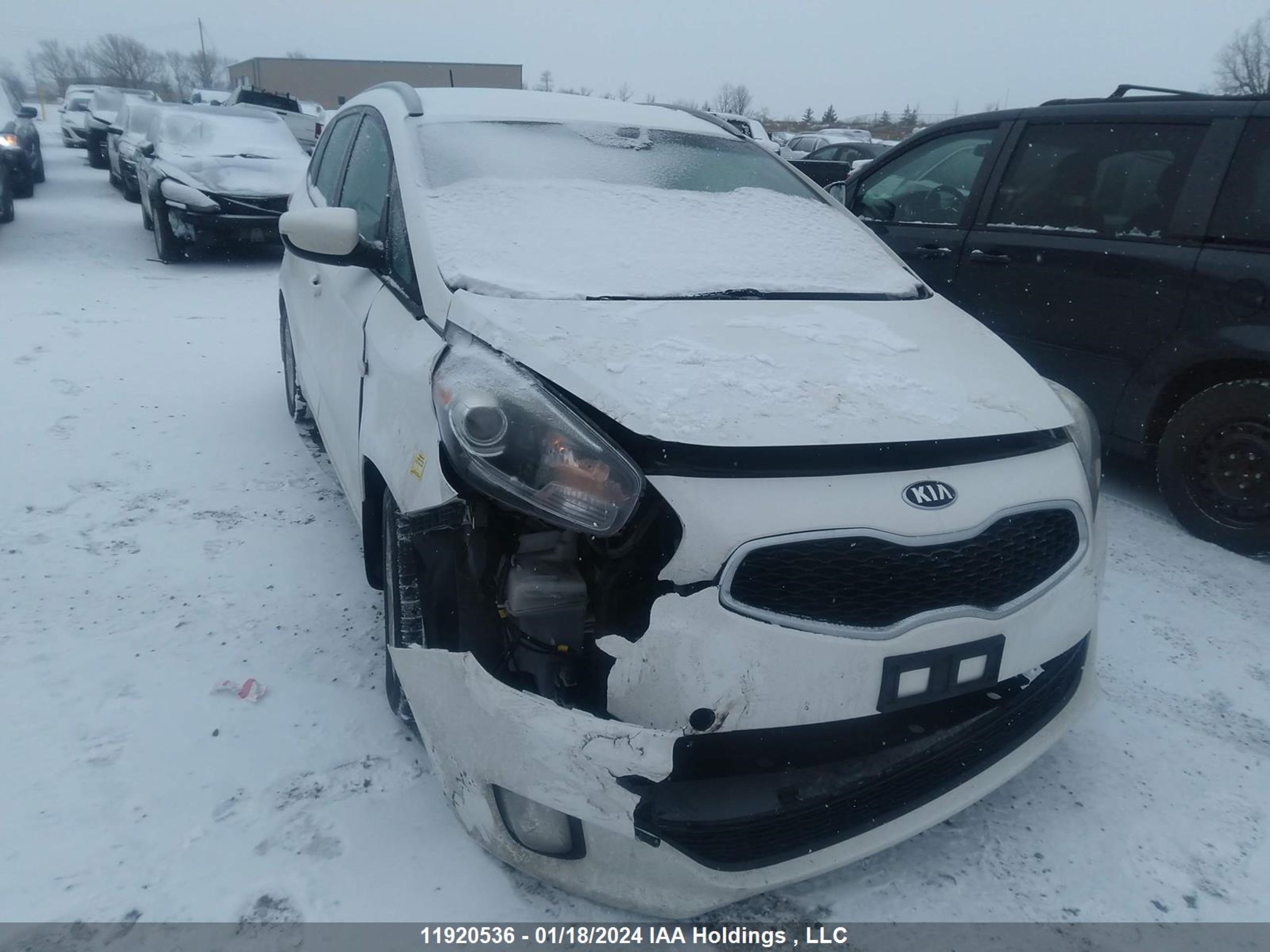 Photo 5 VIN: KNAHT8A30G7147693 - KIA RONDO 