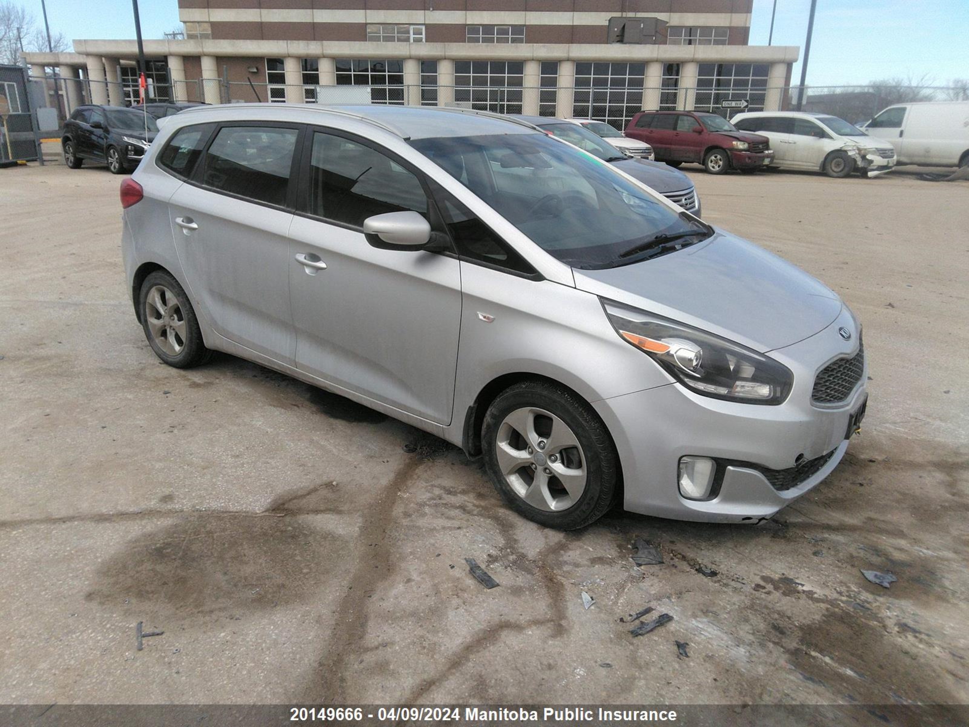 Photo 0 VIN: KNAHT8A34E7062367 - KIA RONDO 