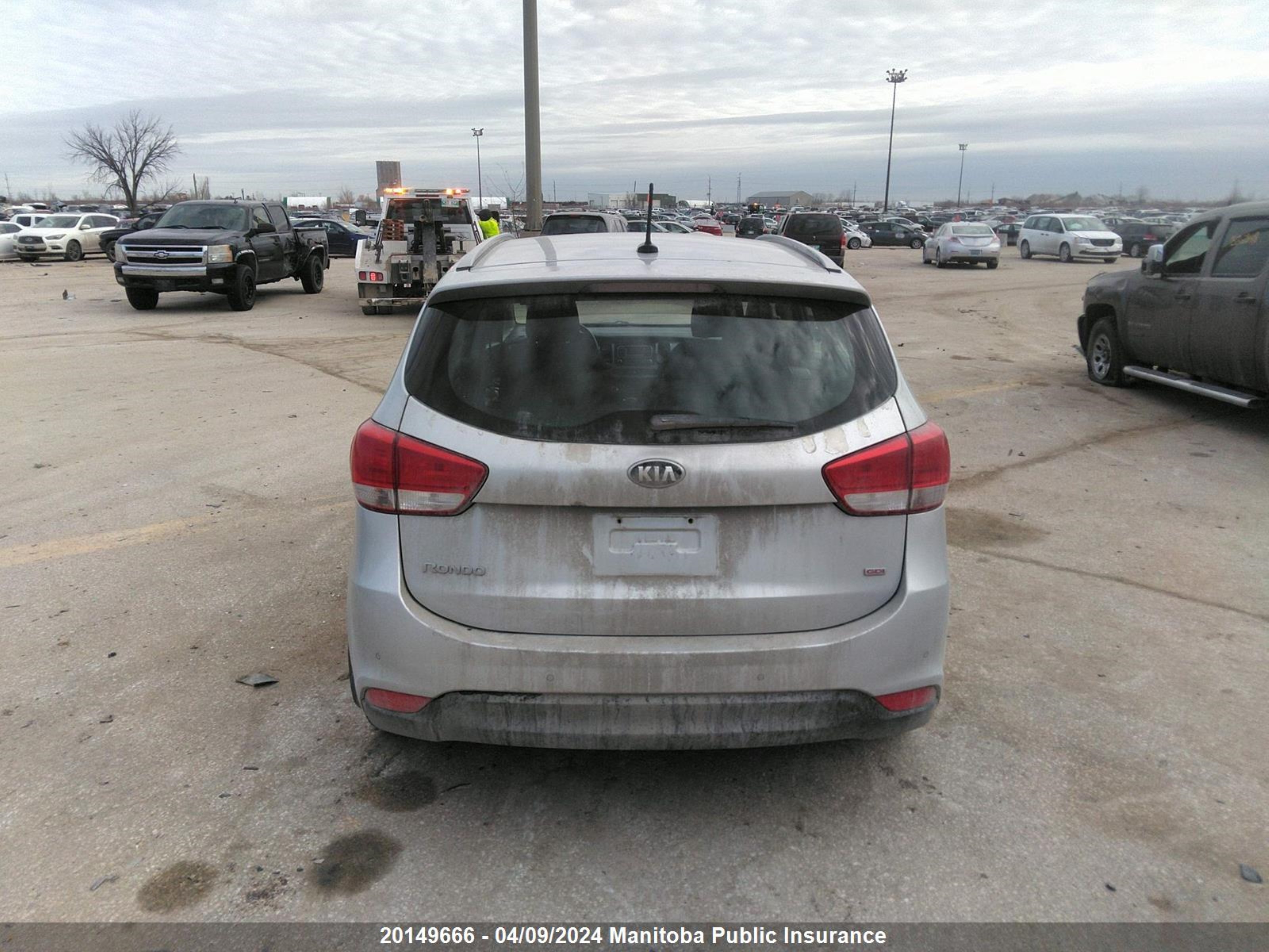 Photo 15 VIN: KNAHT8A34E7062367 - KIA RONDO 