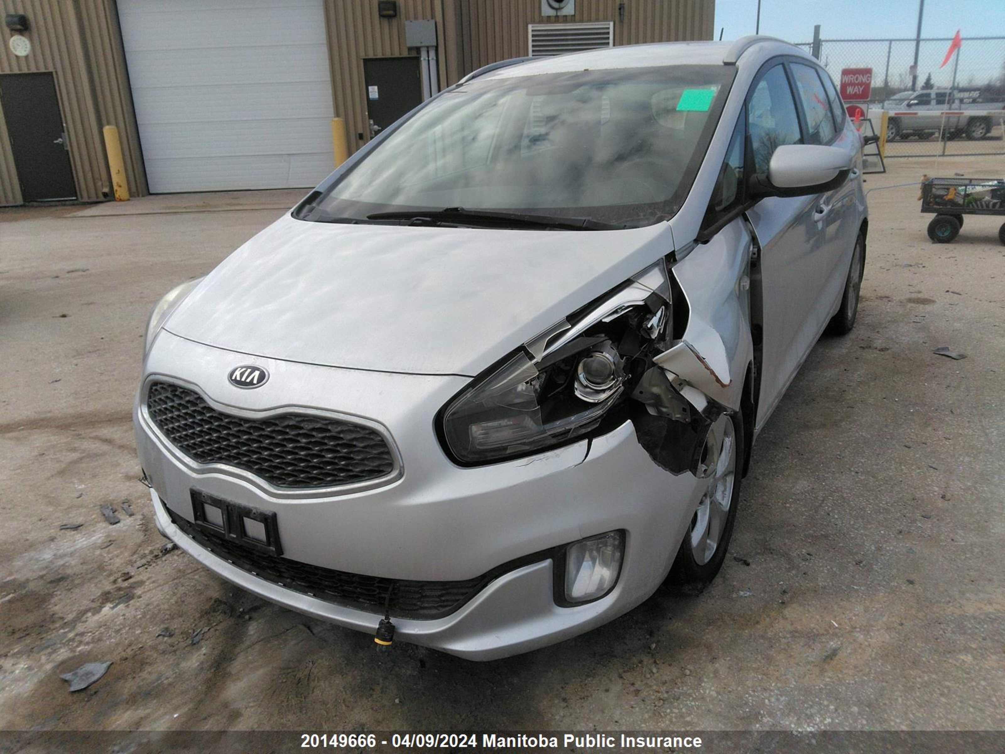 Photo 5 VIN: KNAHT8A34E7062367 - KIA RONDO 