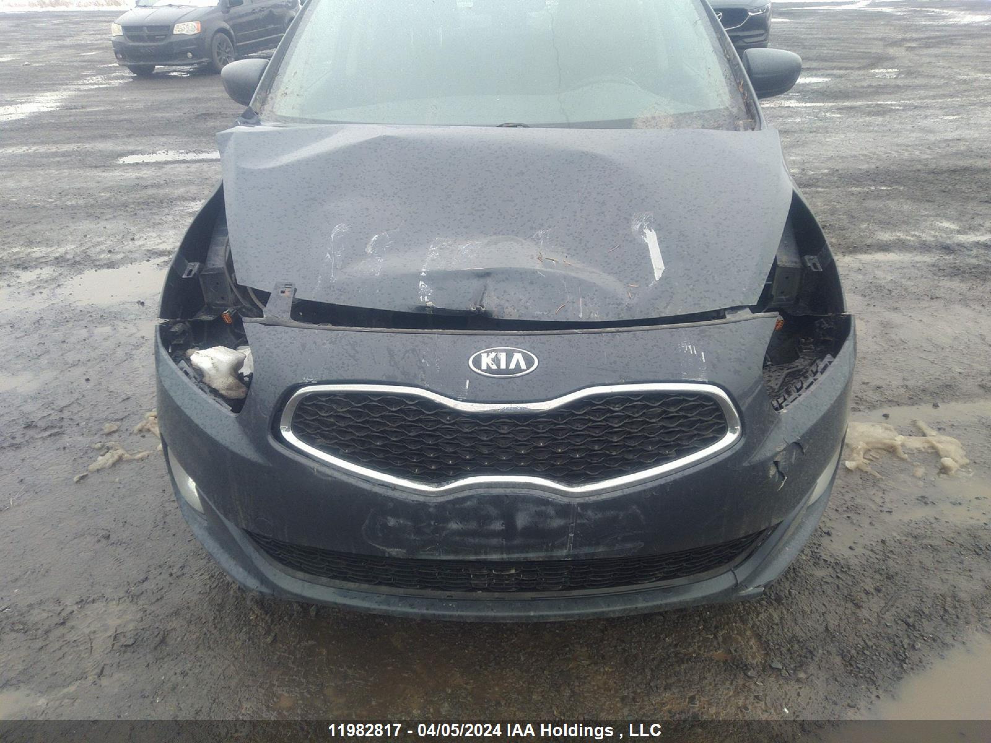 Photo 5 VIN: KNAHT8A36F7080418 - KIA RONDO 