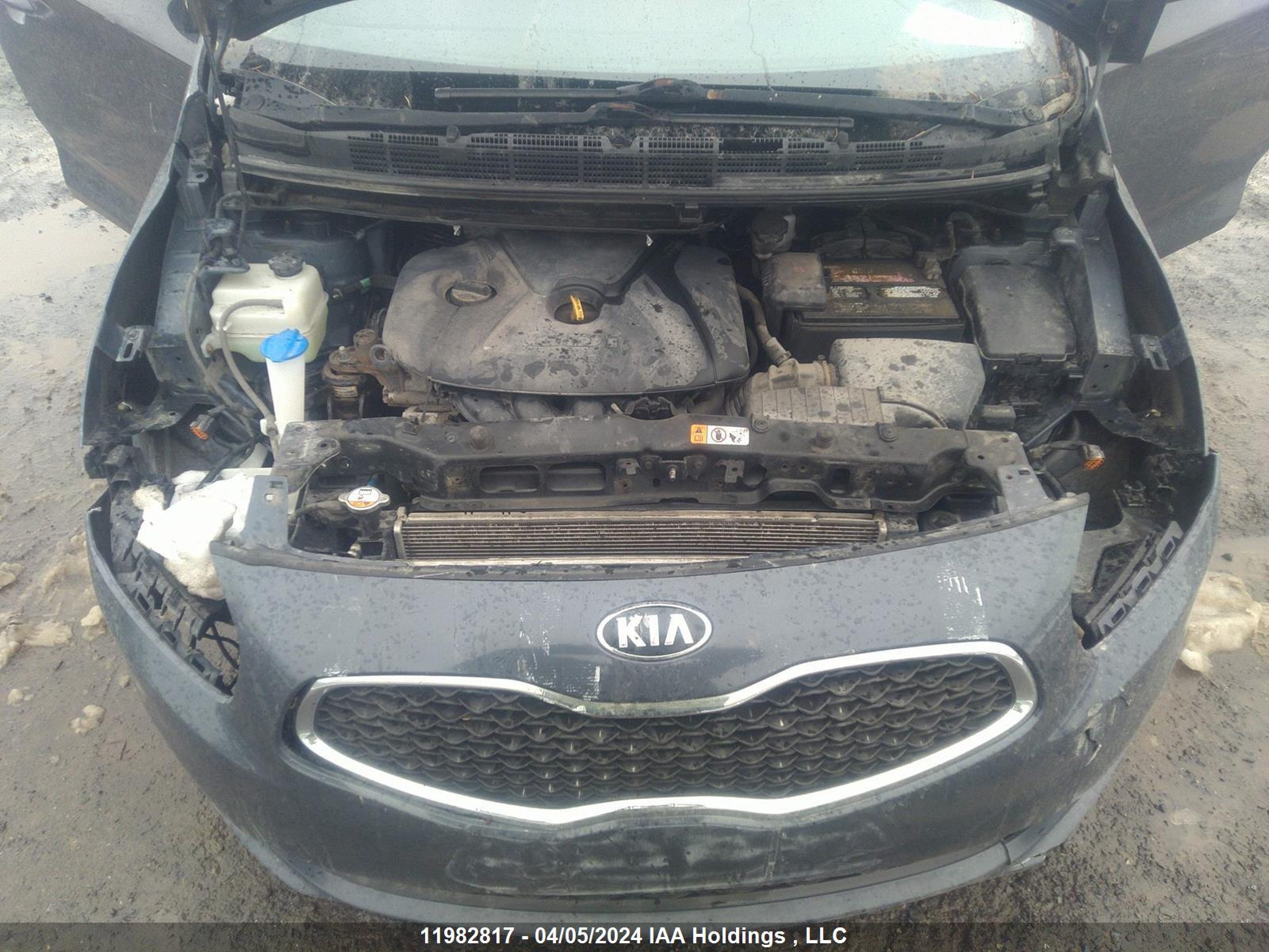 Photo 9 VIN: KNAHT8A36F7080418 - KIA RONDO 