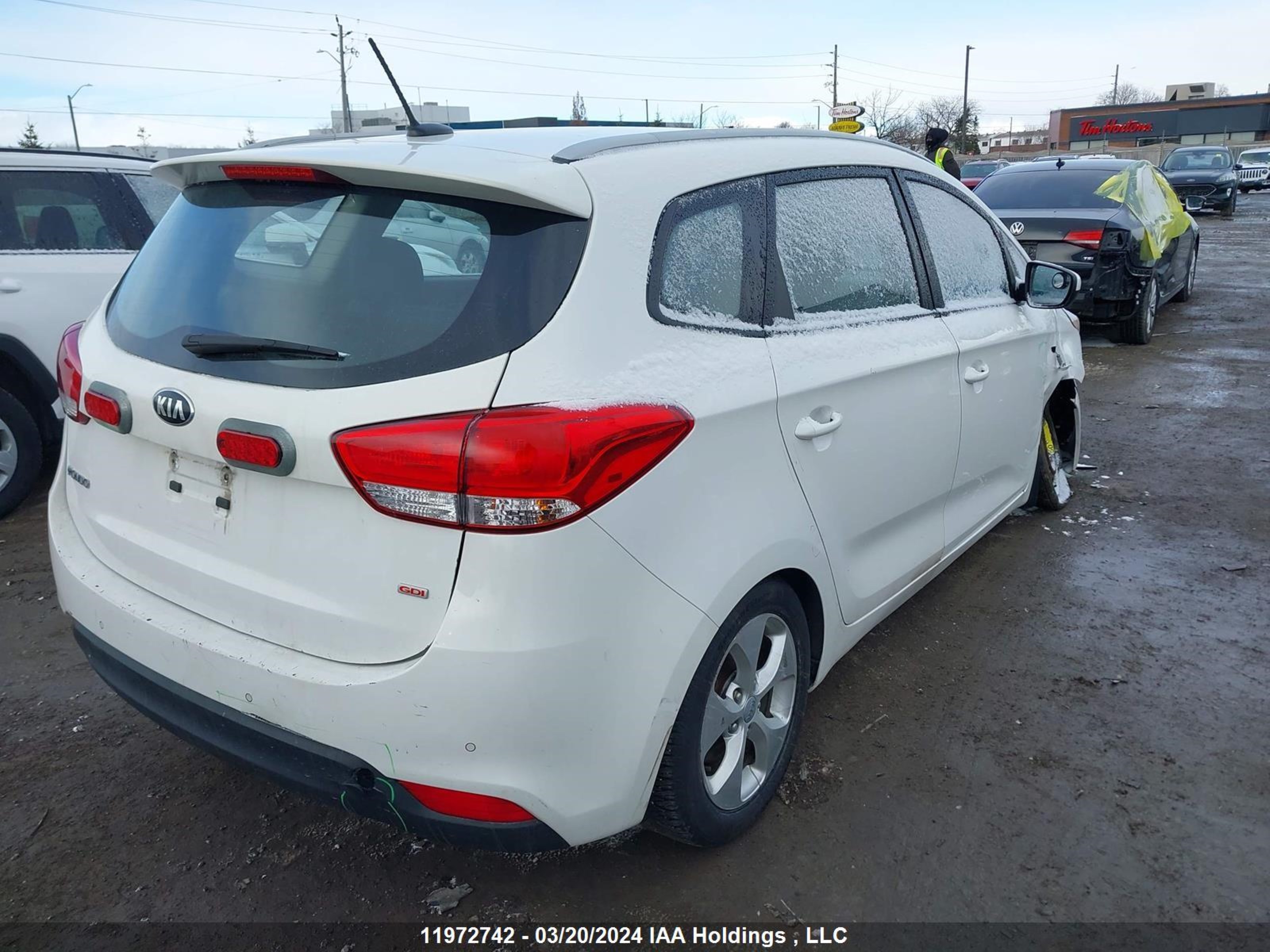 Photo 3 VIN: KNAHT8A37F7097468 - KIA RONDO 