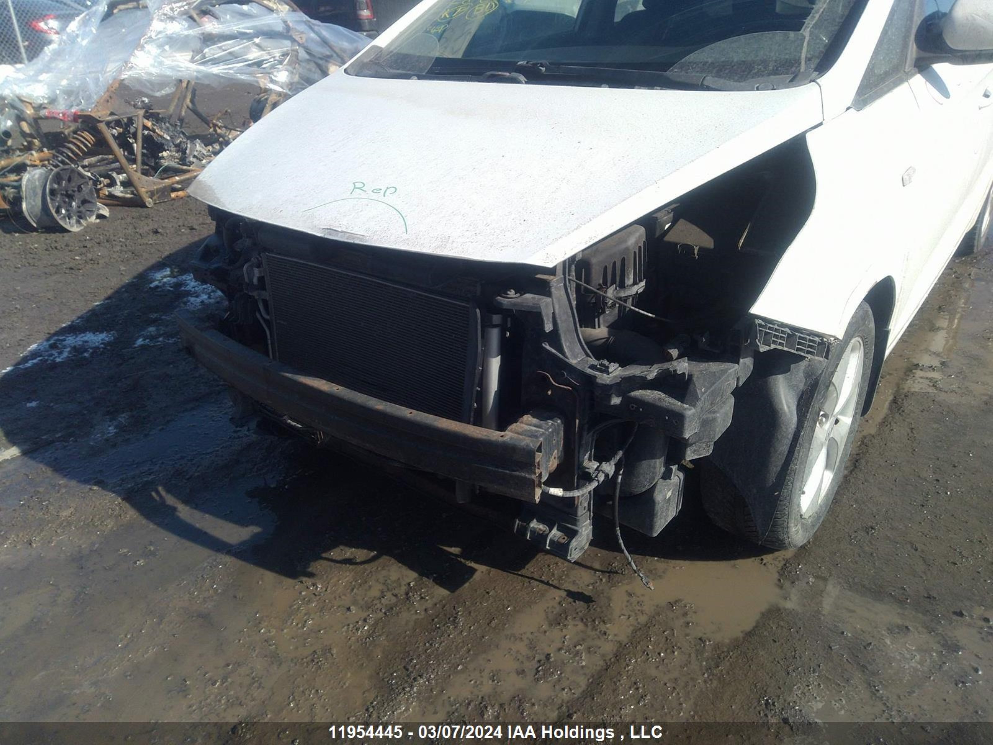 Photo 5 VIN: KNAHT8A38E7053851 - KIA RONDO 