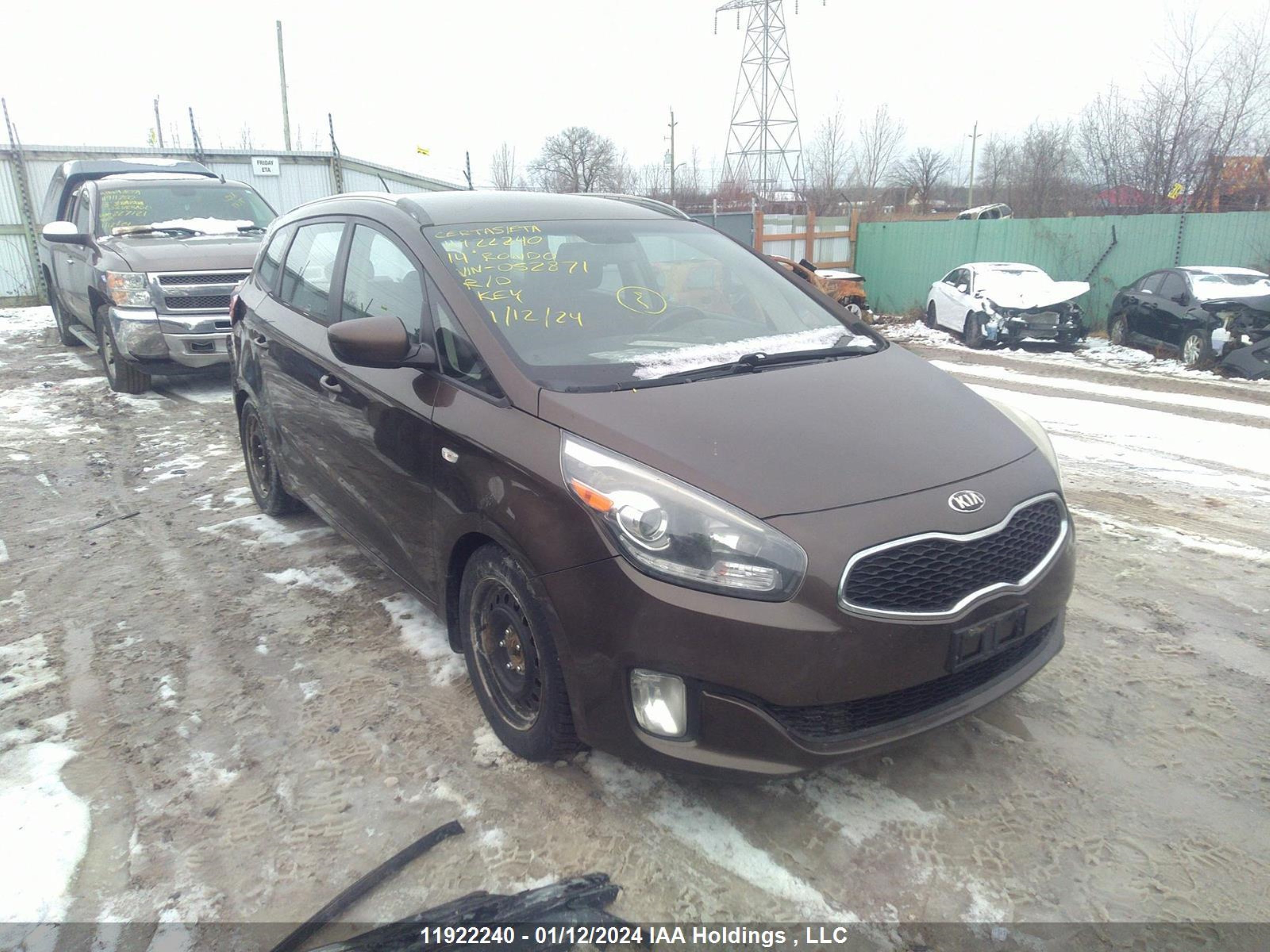 Photo 0 VIN: KNAHT8A39E7052871 - KIA RONDO 