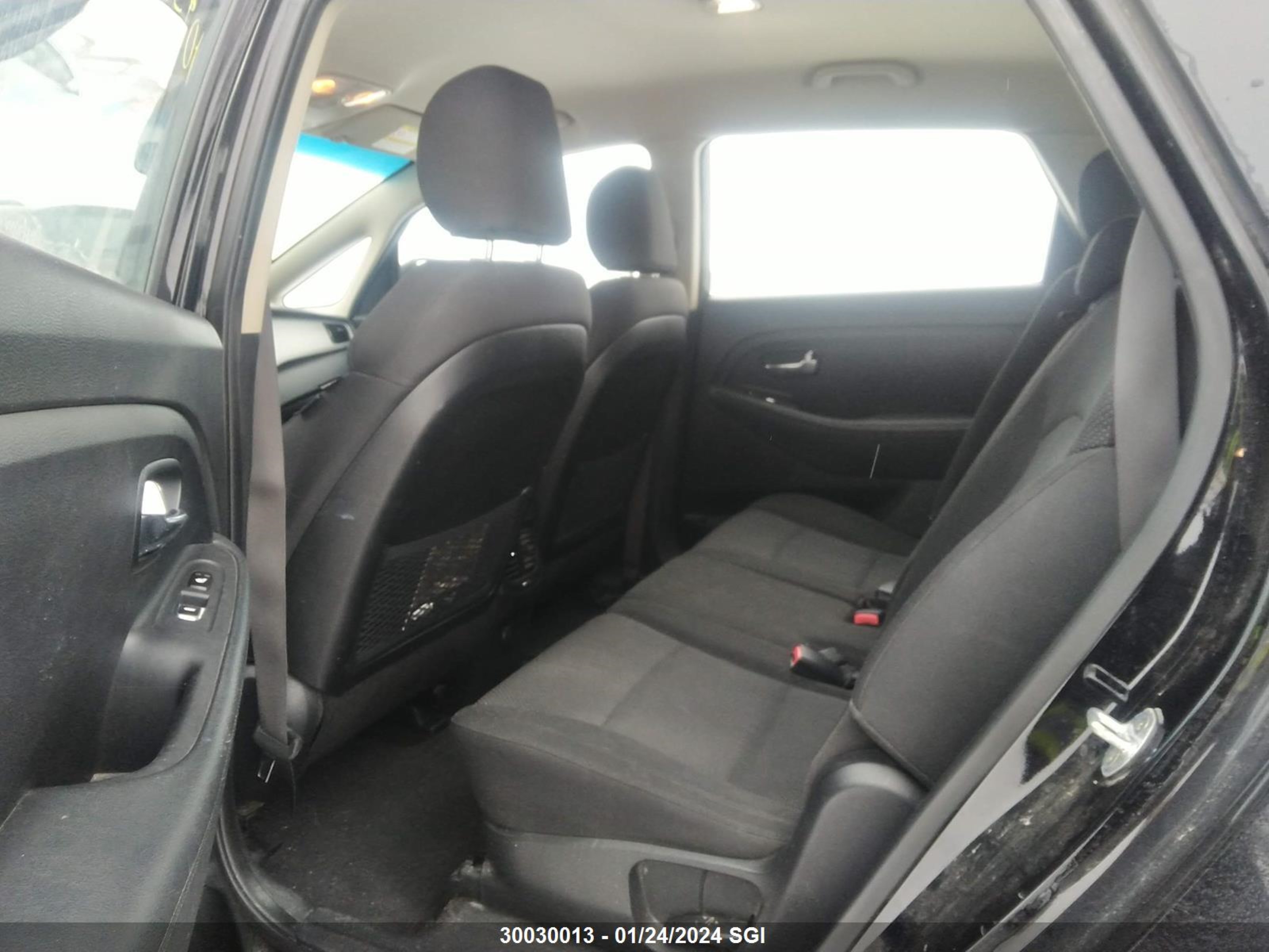 Photo 7 VIN: KNAHT8A39F7093955 - KIA RONDO 