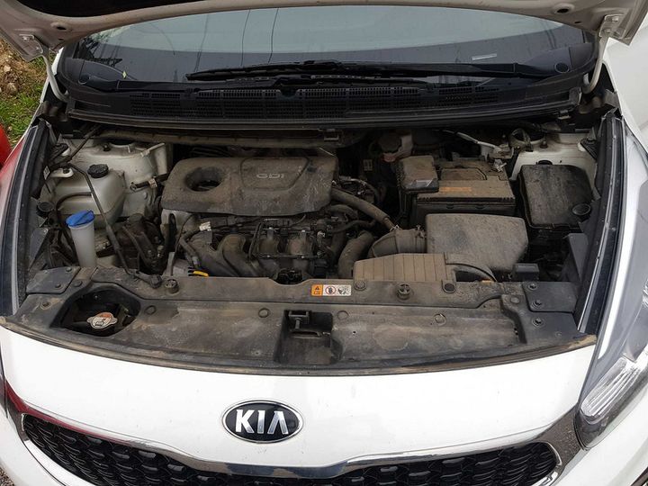 Photo 7 VIN: KNAHU811AJ7214757 - KIA CARENS 