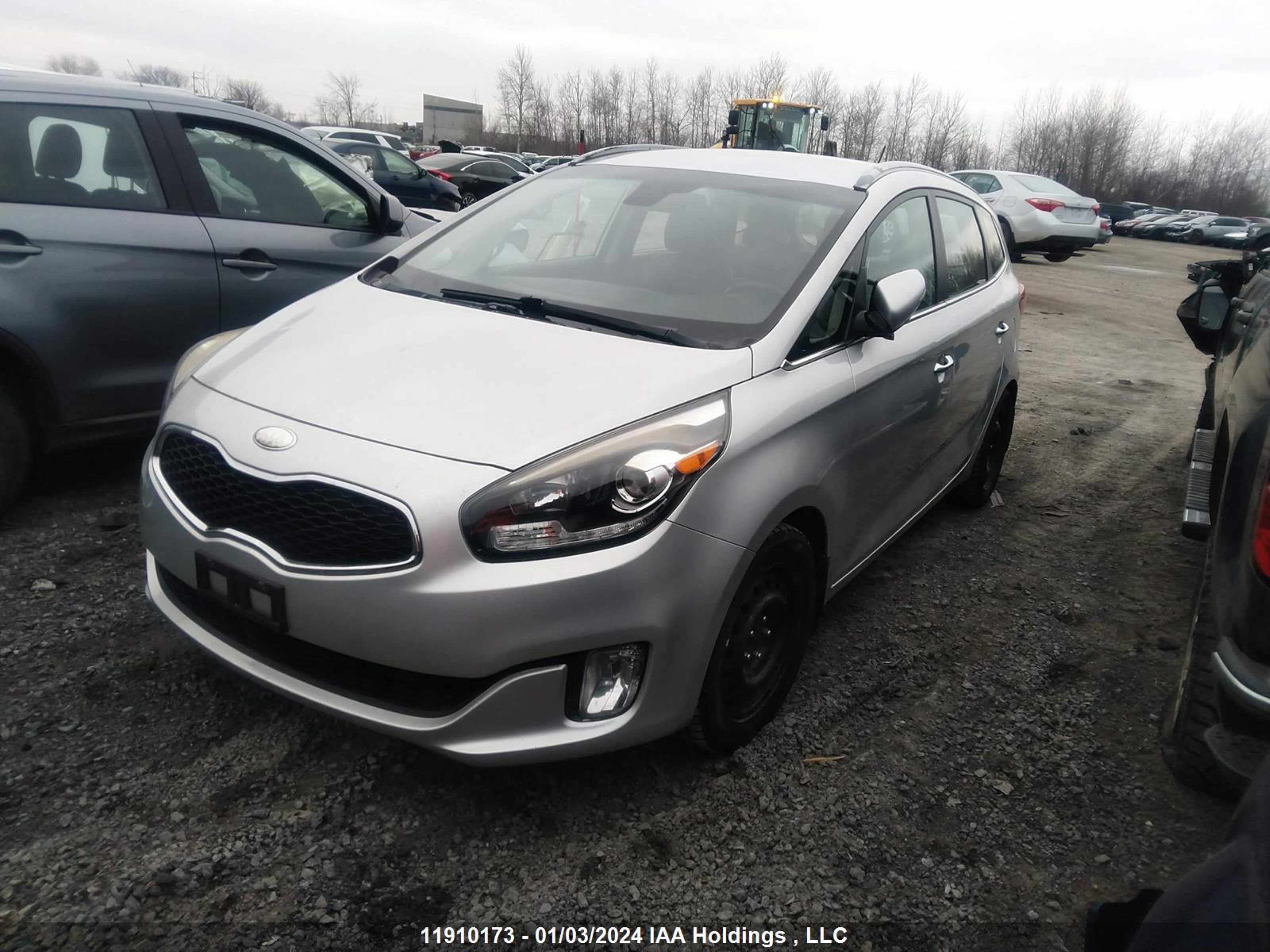 Photo 1 VIN: KNAHU8A30E7008724 - KIA RONDO 