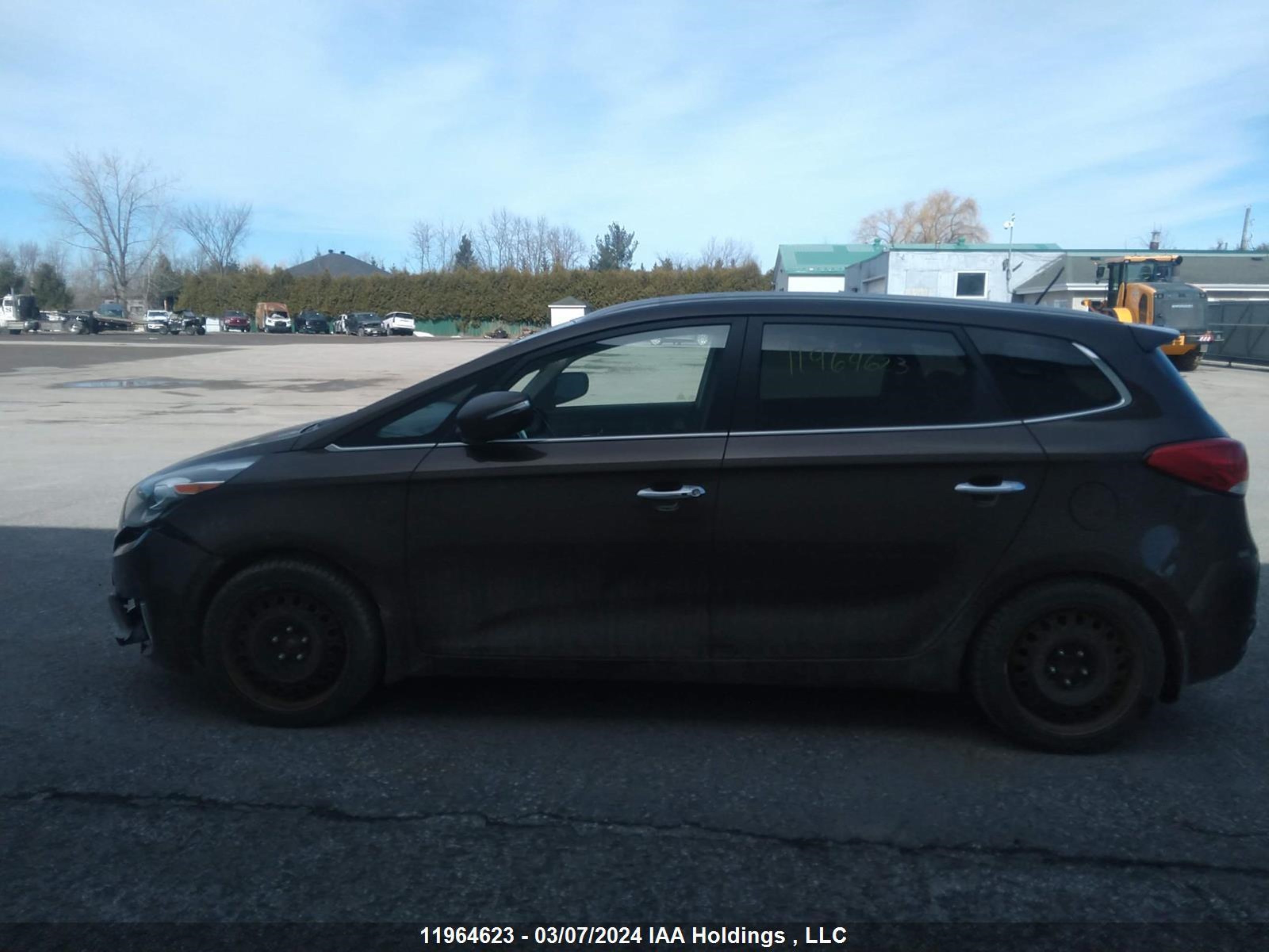 Photo 13 VIN: KNAHU8A30F7085336 - KIA RONDO 