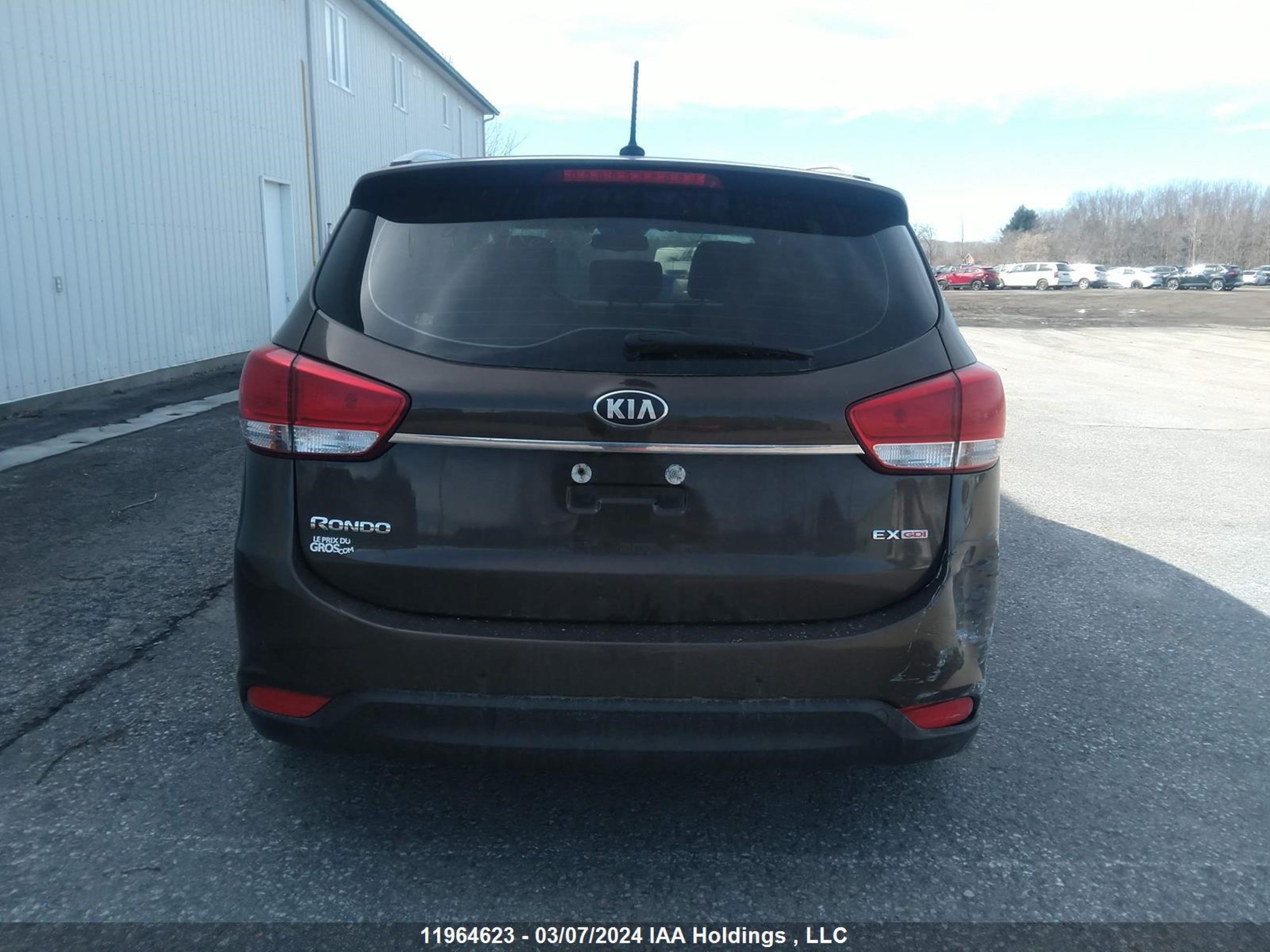 Photo 15 VIN: KNAHU8A30F7085336 - KIA RONDO 