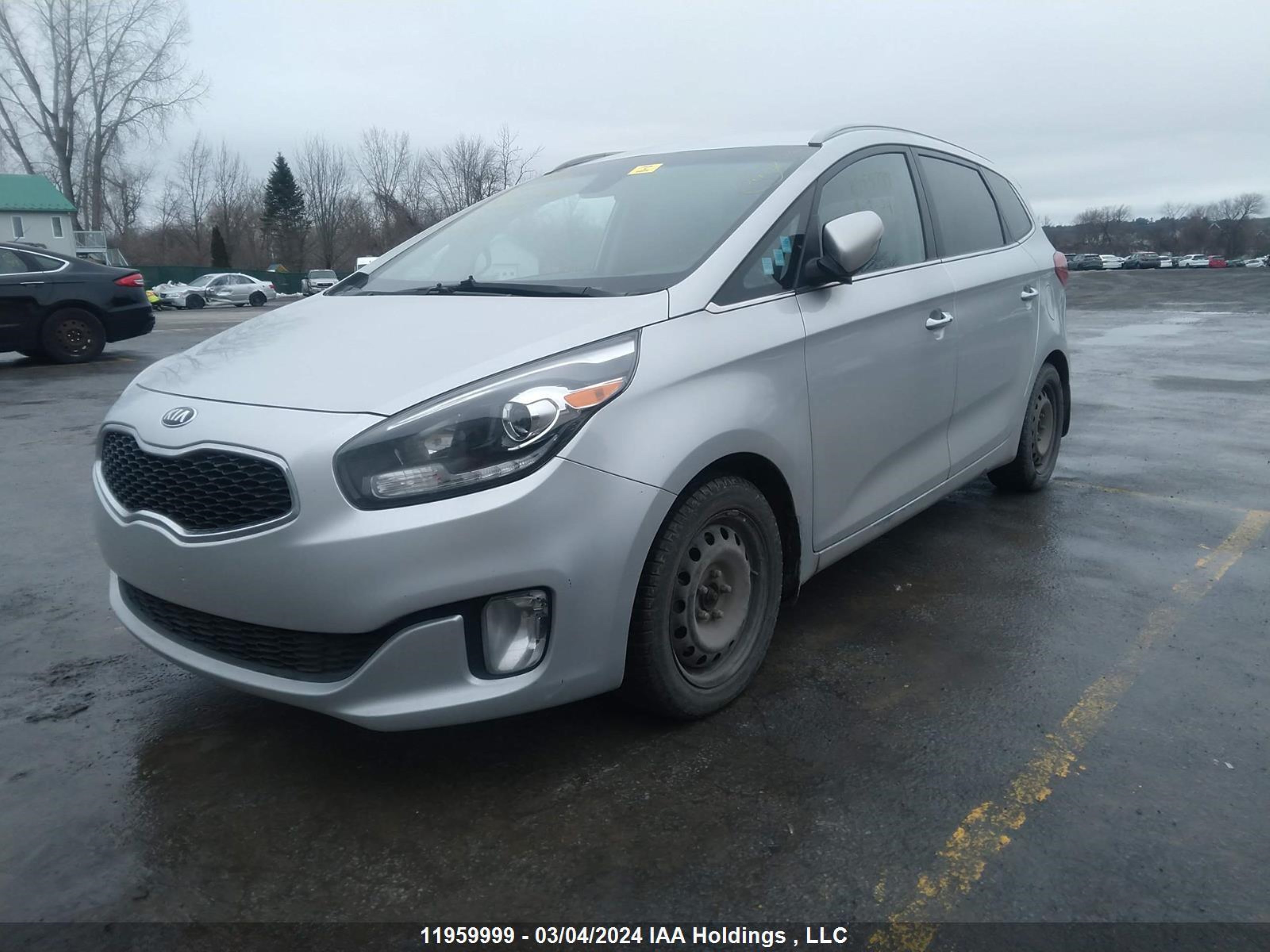 Photo 1 VIN: KNAHU8A34E7058770 - KIA RONDO 