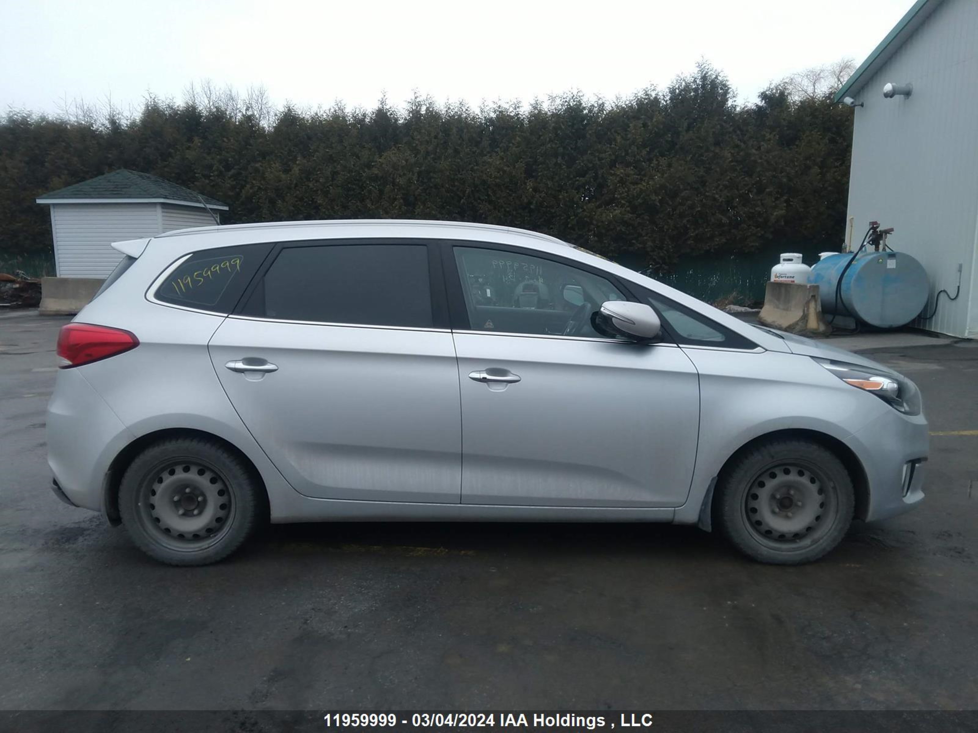 Photo 12 VIN: KNAHU8A34E7058770 - KIA RONDO 