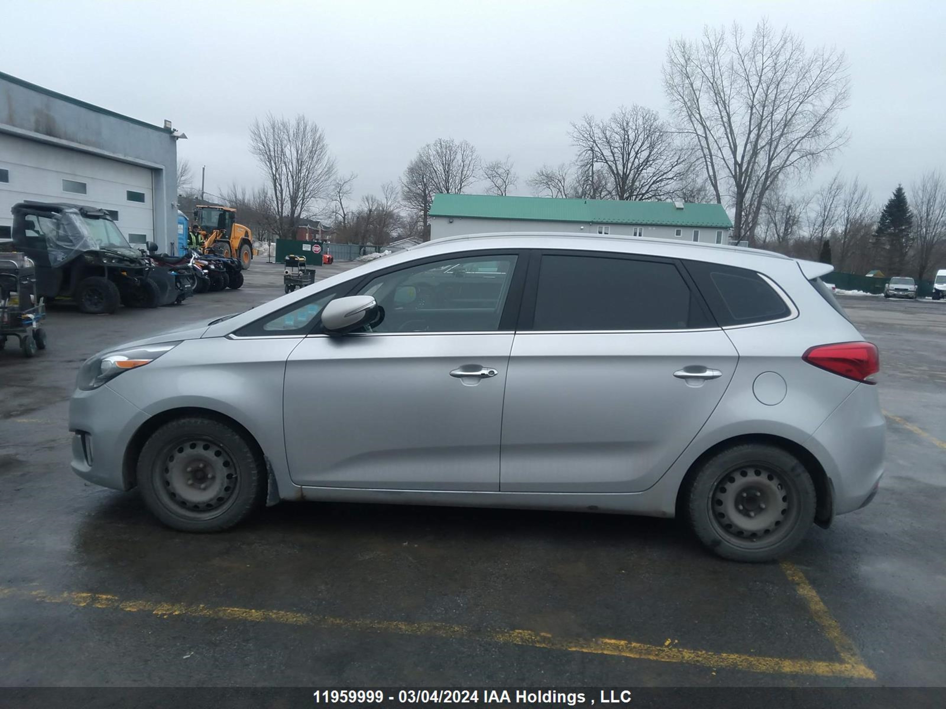 Photo 13 VIN: KNAHU8A34E7058770 - KIA RONDO 