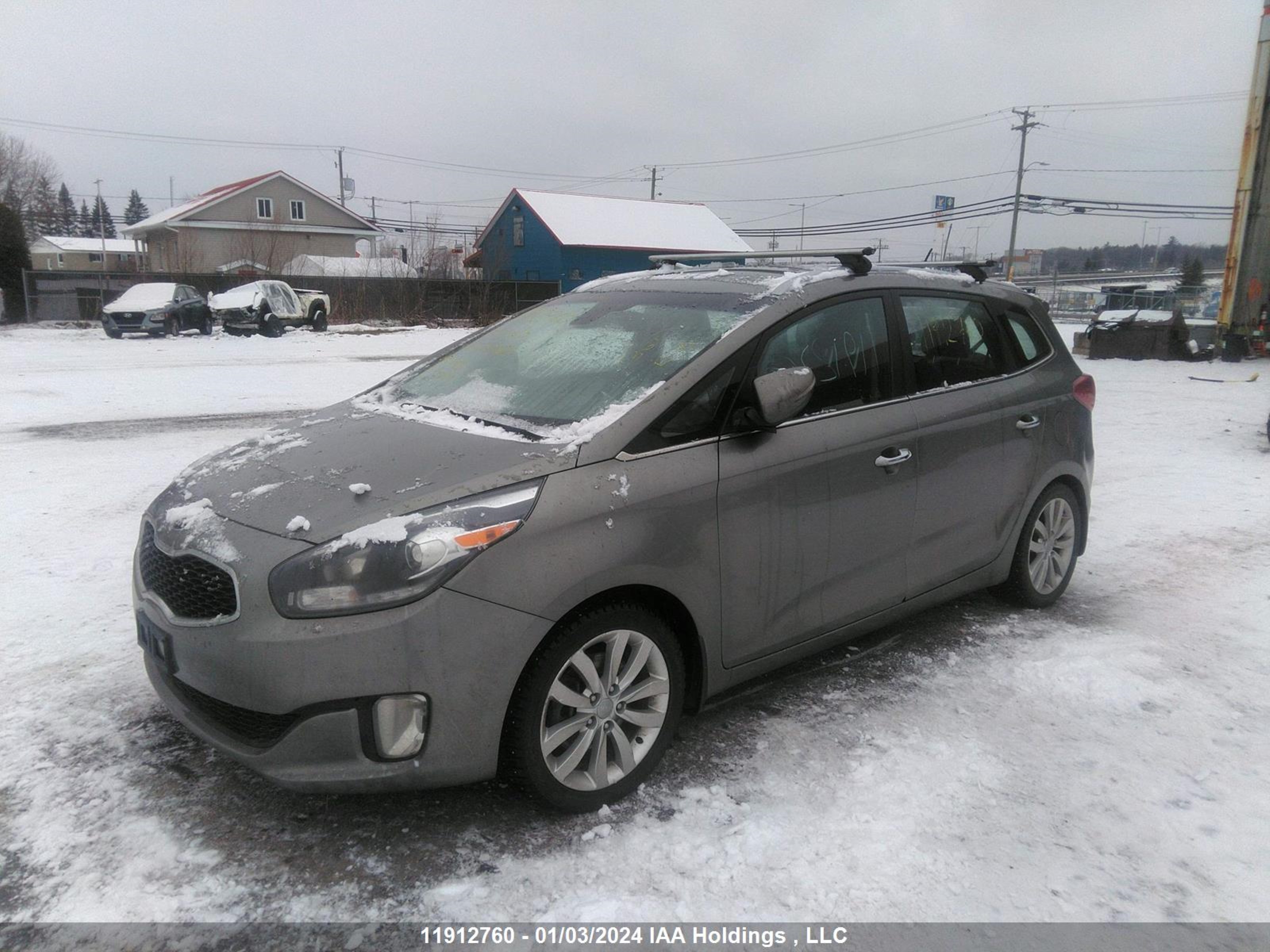 Photo 1 VIN: KNAHU8A3XE7035462 - KIA RONDO 