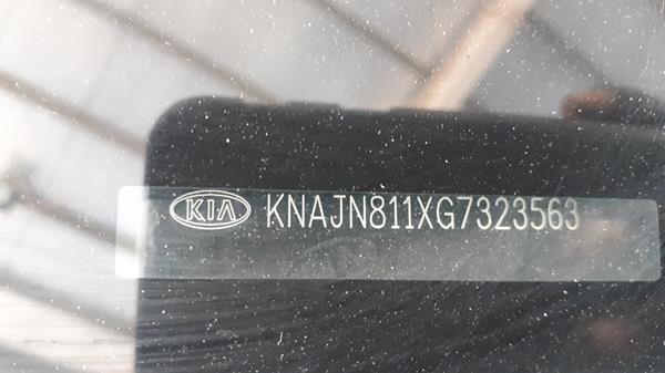 Photo 2 VIN: KNAJN811XG7323563 - KIA SOUL 