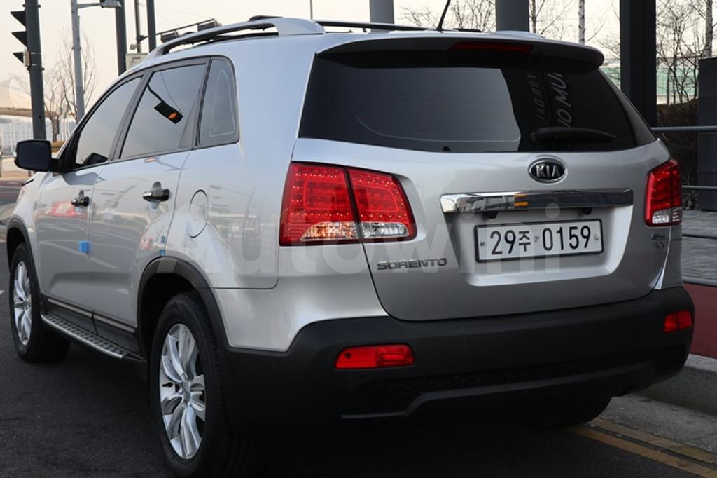 Photo 12 VIN: KNAKU815BAA062270 - KIA SORENTO R 