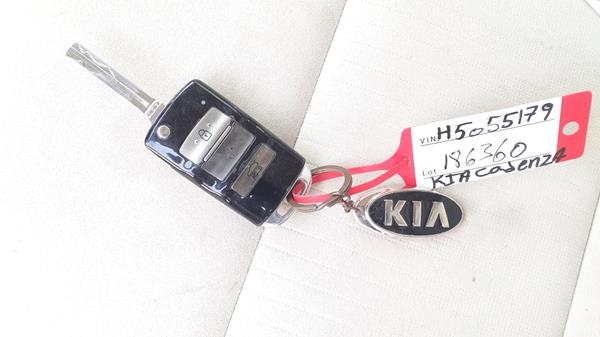 Photo 4 VIN: KNALB4125H5055179 - KIA CADENZA 