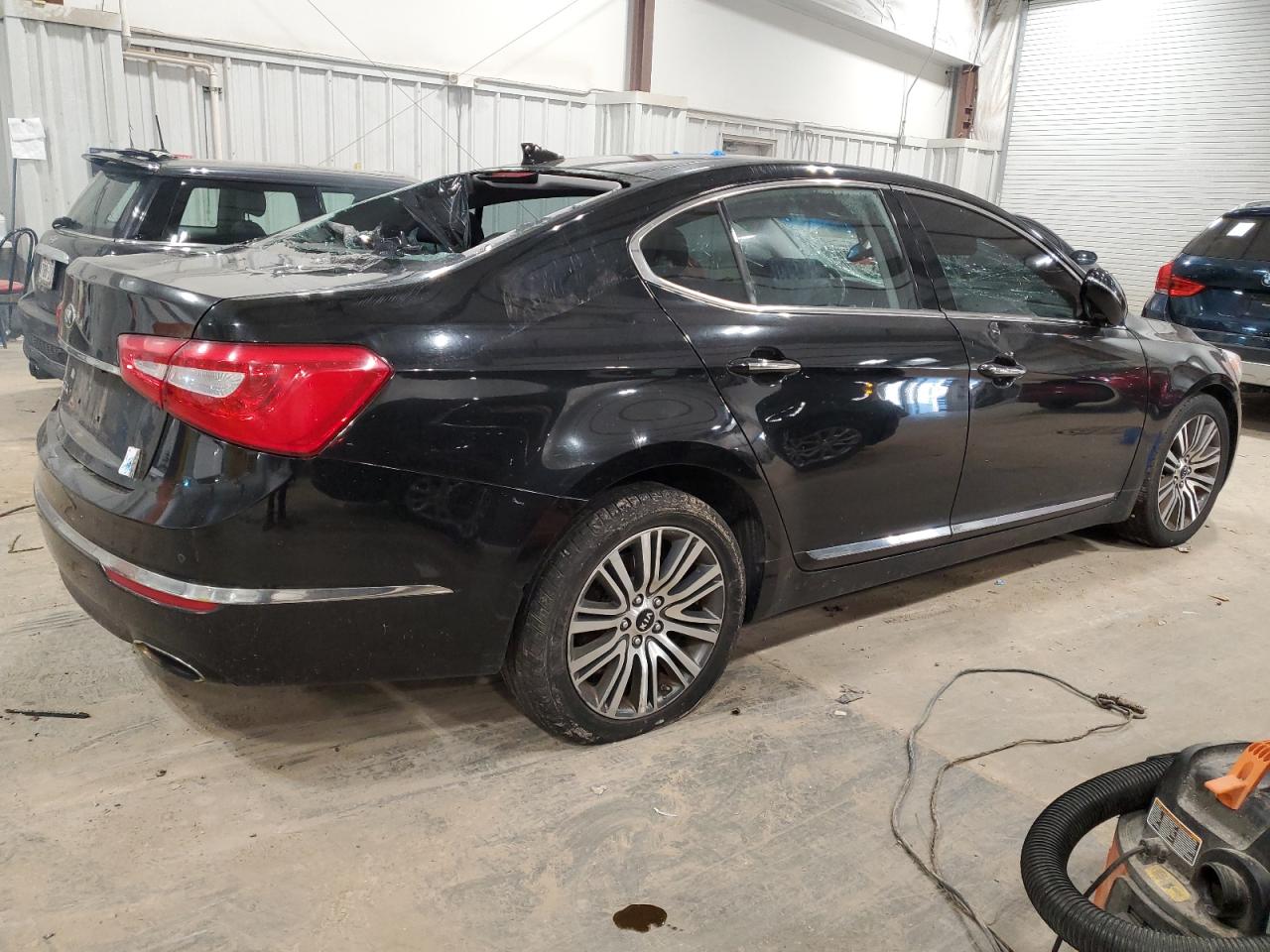 Photo 2 VIN: KNALN4D70F5186628 - KIA CADENZA 