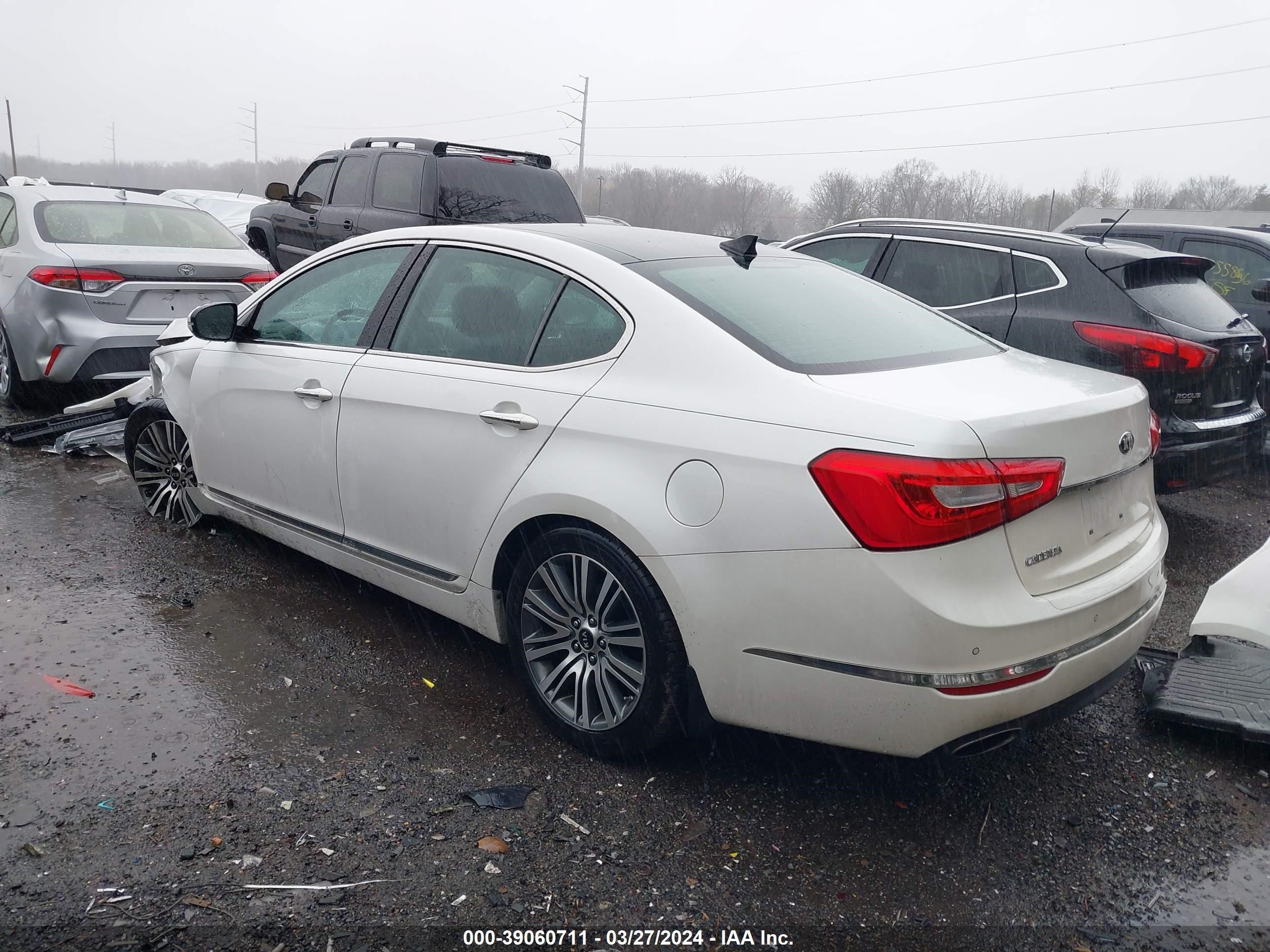 Photo 2 VIN: KNALN4D70F5188640 - KIA CADENZA 