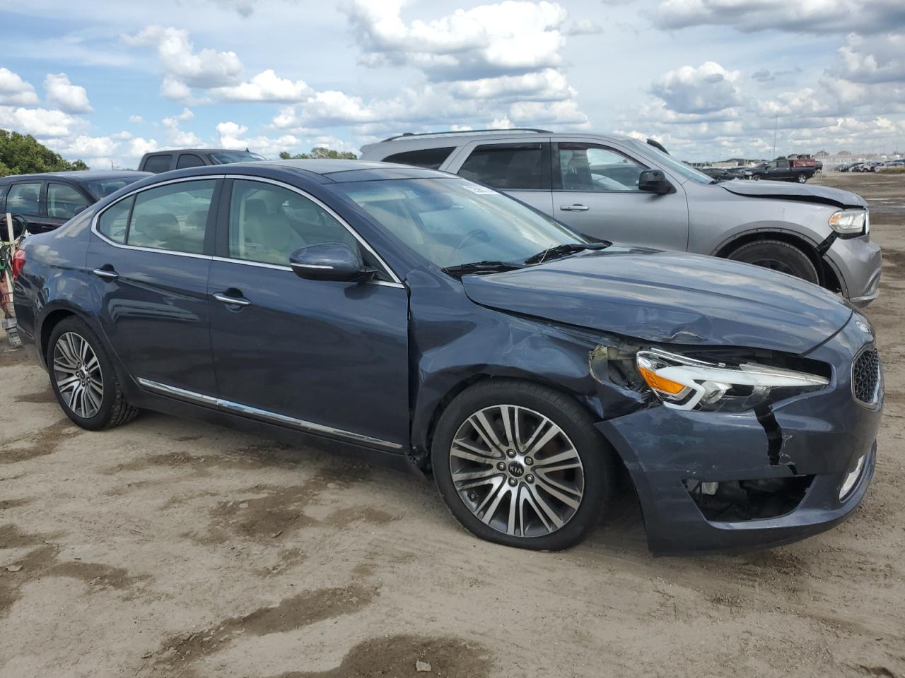 Photo 3 VIN: KNALN4D74E5146972 - KIA CADENZA 