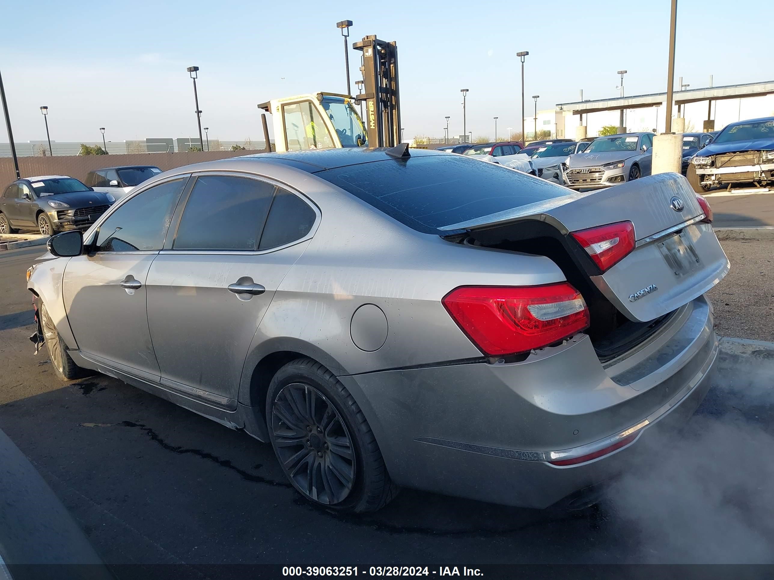 Photo 2 VIN: KNALN4D76E5137528 - KIA CADENZA 