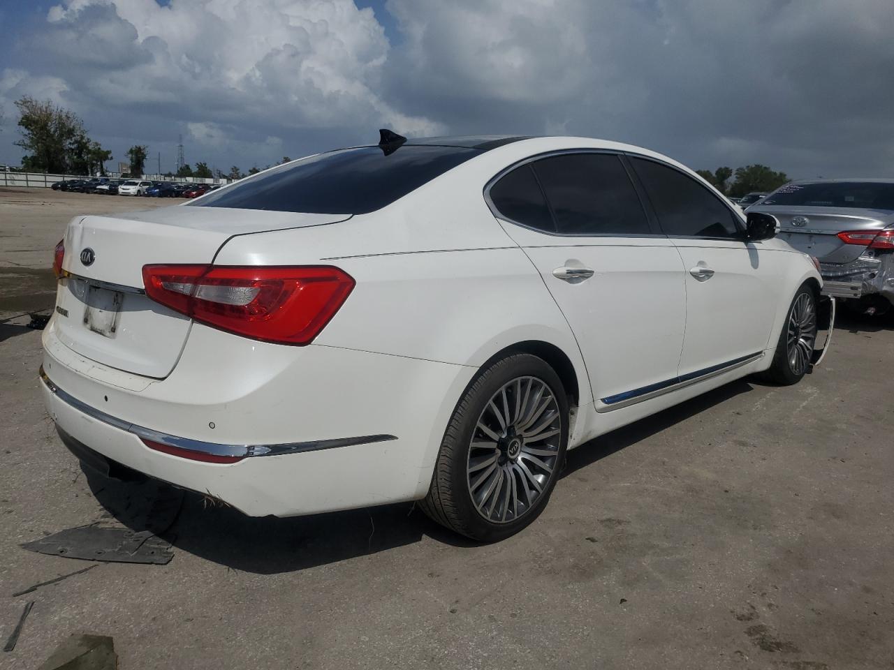 Photo 2 VIN: KNALN4D78E5120228 - KIA CADENZA 