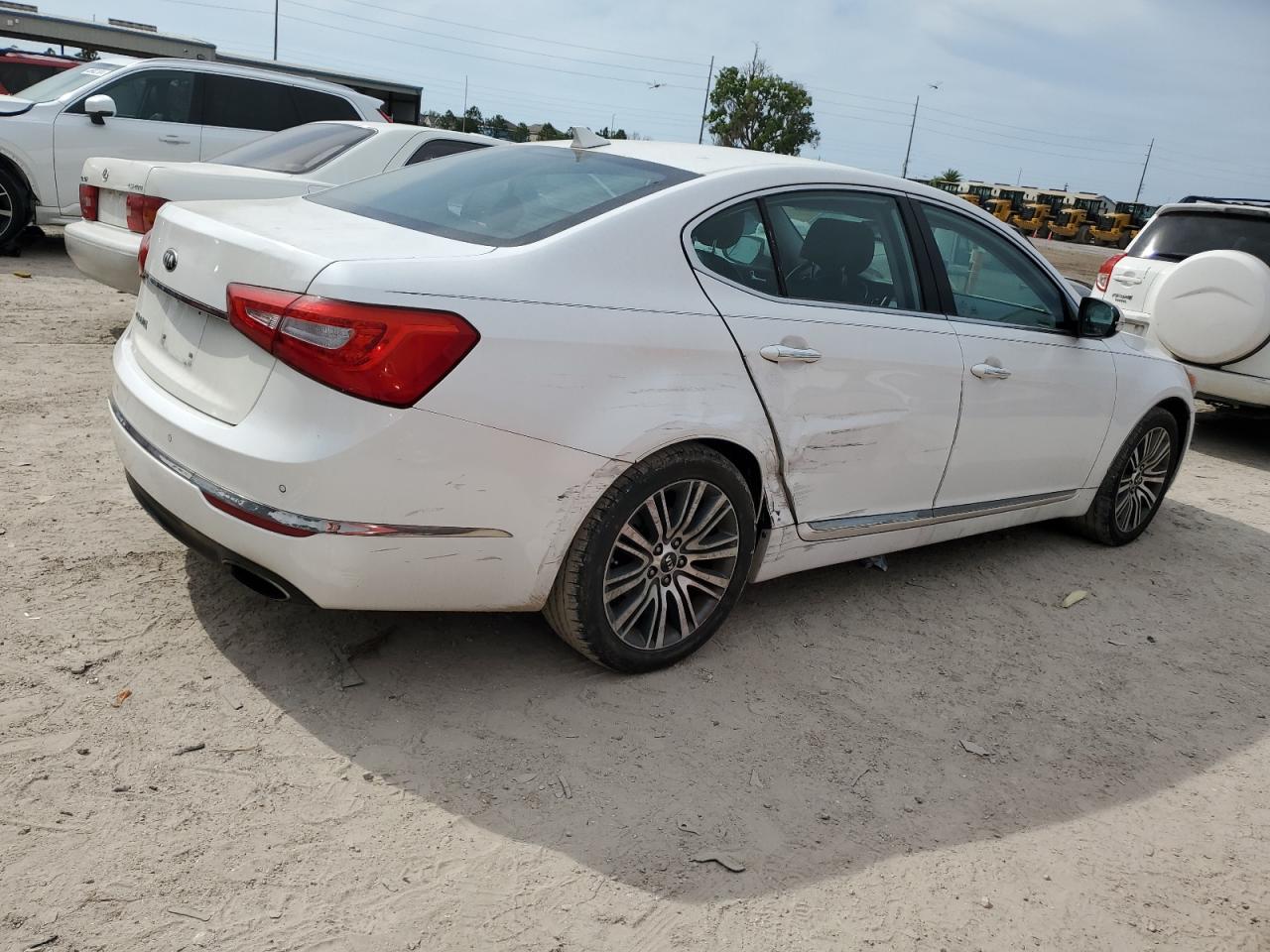 Photo 2 VIN: KNALN4D79F5194811 - KIA CADENZA 