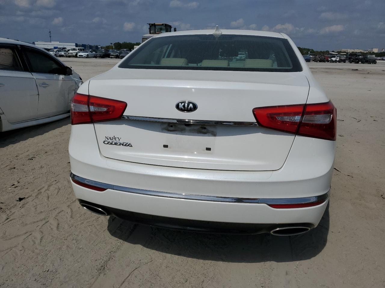 Photo 5 VIN: KNALN4D79G5215271 - KIA CADENZA 