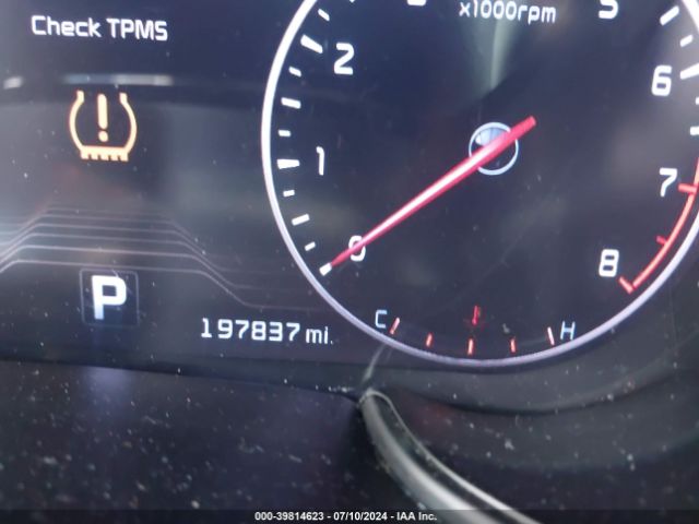 Photo 6 VIN: KNALW4D41F6017439 - KIA K900 