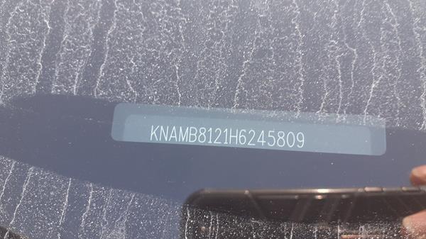 Photo 2 VIN: KNAMB8121H6245809 - KIA CARNIVAL 