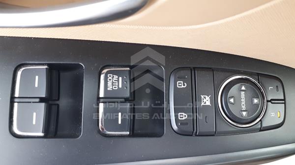 Photo 5 VIN: KNAMB8125J6430936 - KIA CARNIVAL 