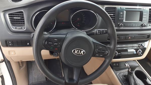 Photo 12 VIN: KNAMB812XH6307854 - KIA CARNIVAL 