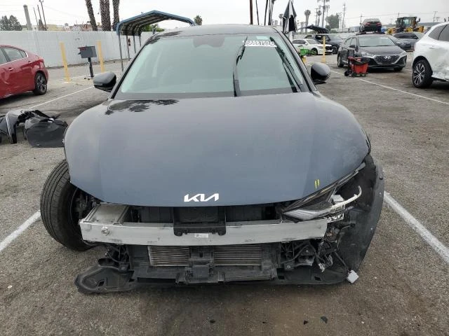 Photo 4 VIN: KNDC34LA4P5111924 - KIA EV6 LIGHT 