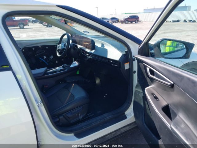 Photo 4 VIN: KNDC34LB8N5065469 - KIA EV6 