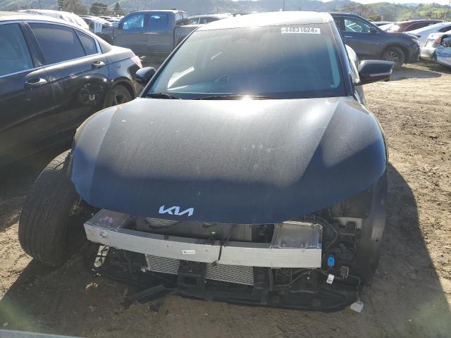 Photo 4 VIN: KNDC3DLC6N5028672 - KIA EV6 LIGHT 