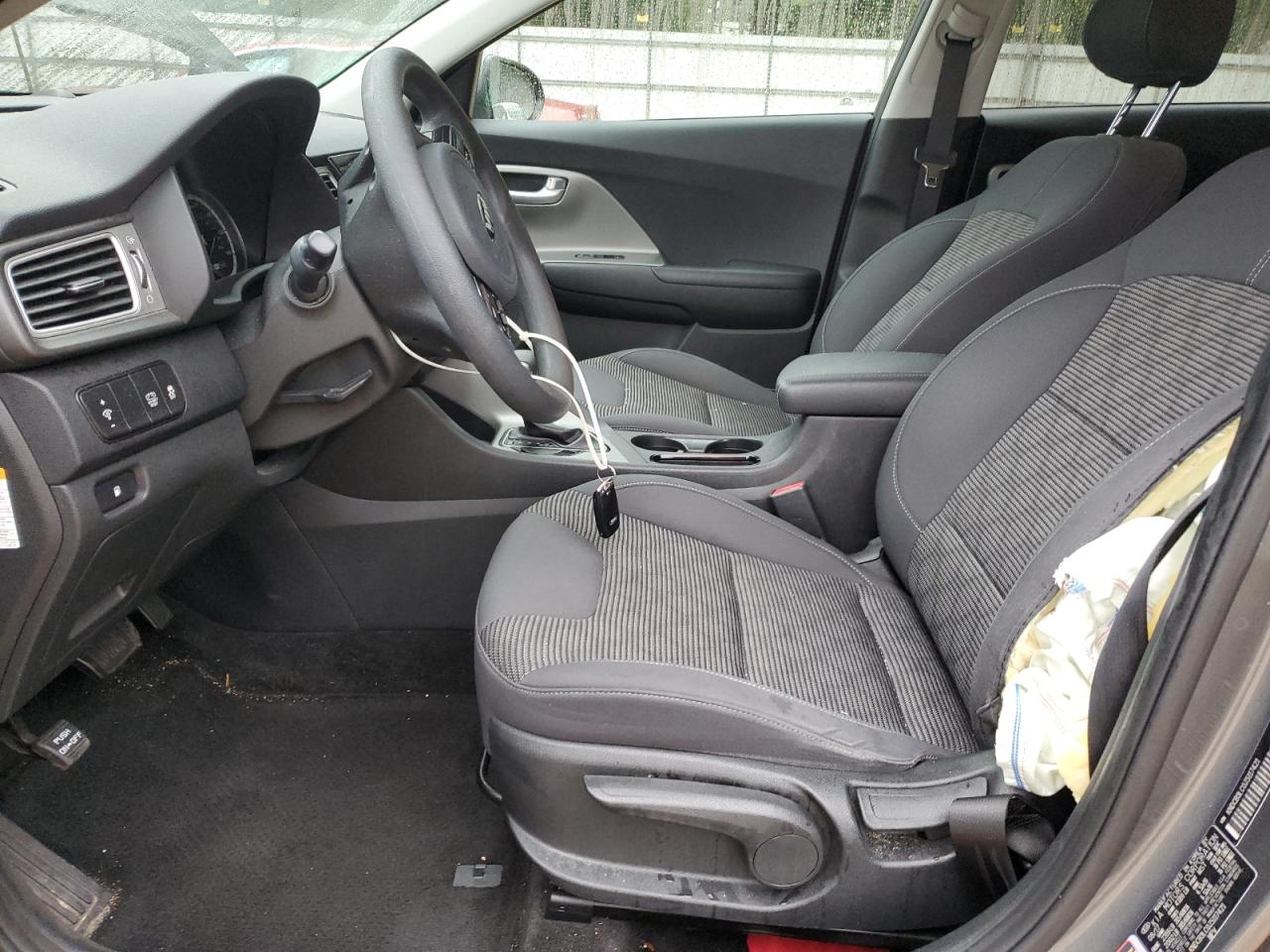 Photo 6 VIN: KNDCB3LC0J5117421 - KIA NIRO 