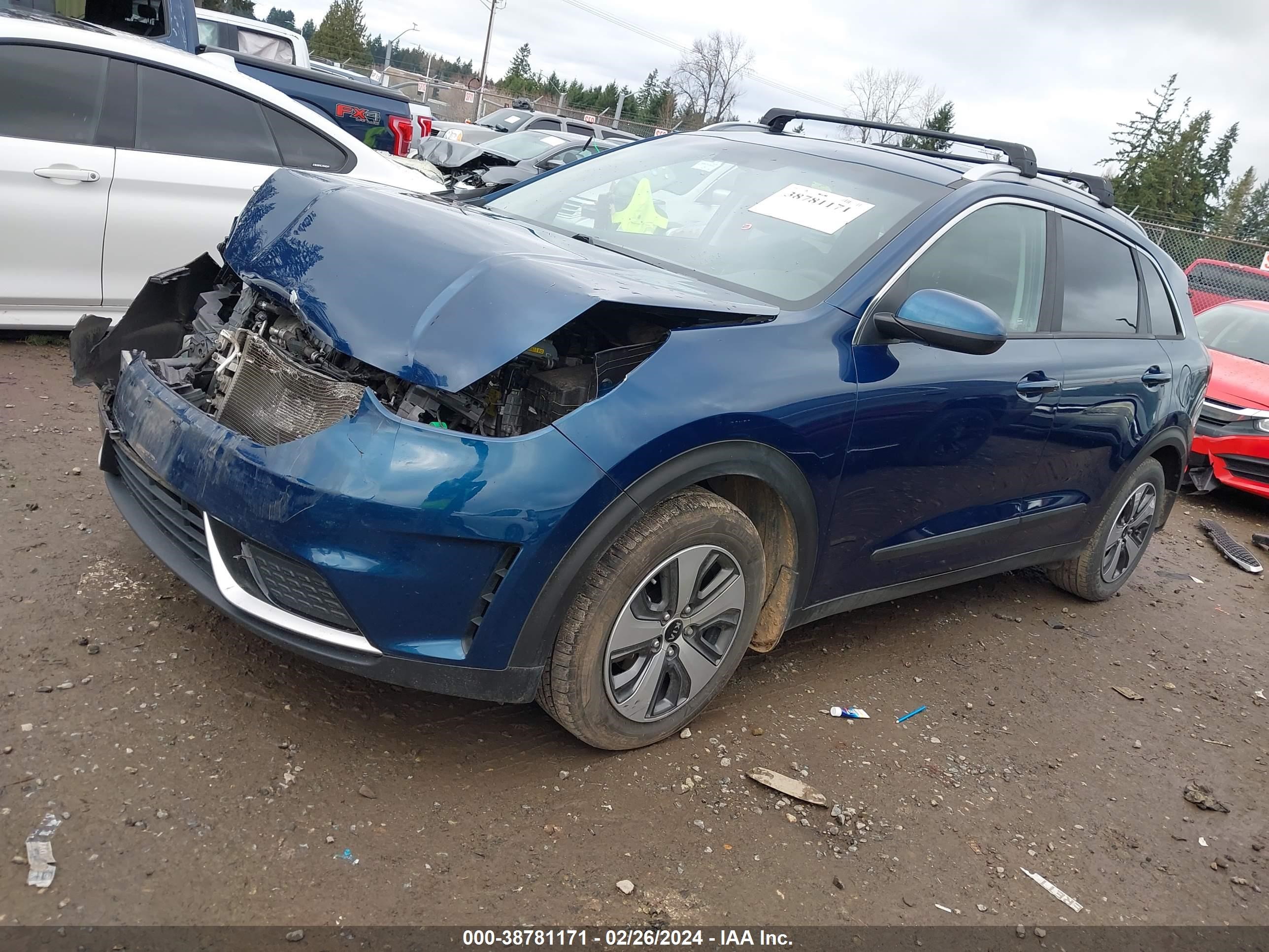 Photo 1 VIN: KNDCB3LC0J5138916 - KIA NIRO 