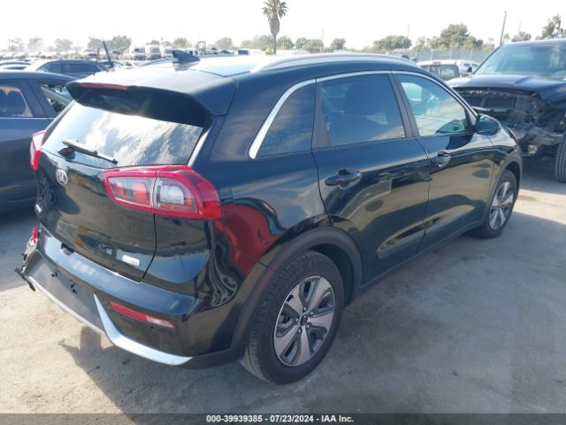 Photo 3 VIN: KNDCB3LC0J5210889 - KIA NIRO 