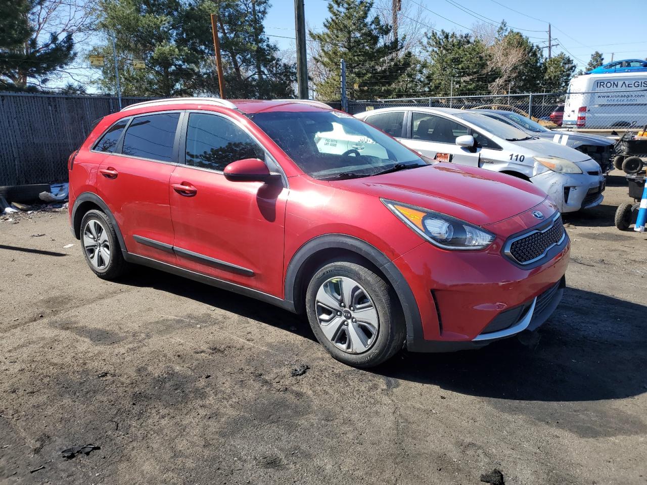 Photo 3 VIN: KNDCB3LC0K5219187 - KIA NIRO 