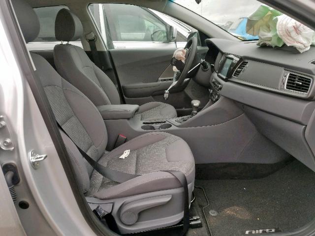 Photo 4 VIN: KNDCB3LC0K5240783 - KIA NIRO FE 