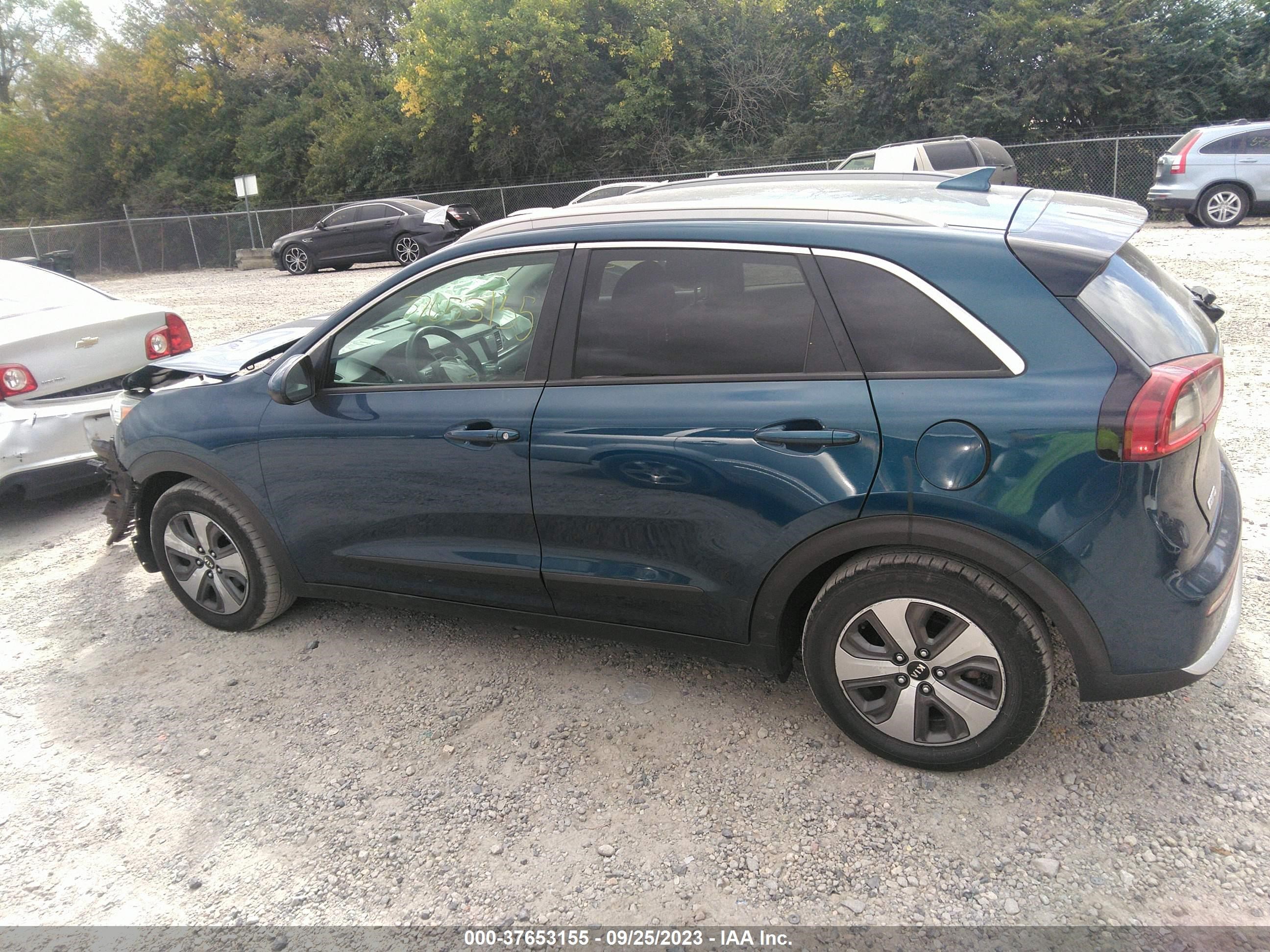 Photo 14 VIN: KNDCB3LC1H5091843 - KIA NIRO 