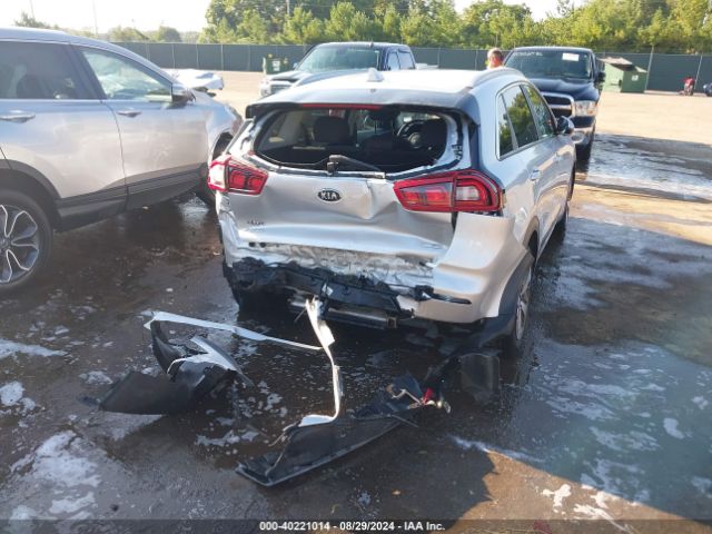 Photo 3 VIN: KNDCB3LC1H5094841 - KIA NIRO 