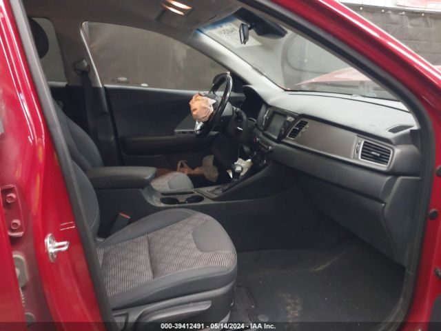 Photo 4 VIN: KNDCB3LC1J5126709 - KIA NIRO 