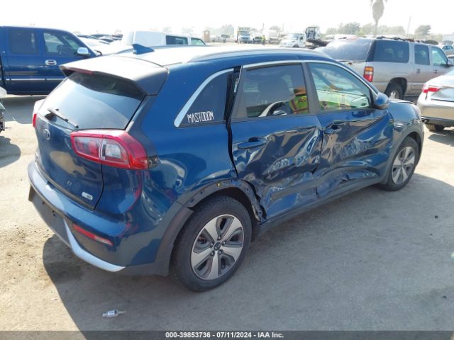 Photo 3 VIN: KNDCB3LC1K5251131 - KIA NIRO 