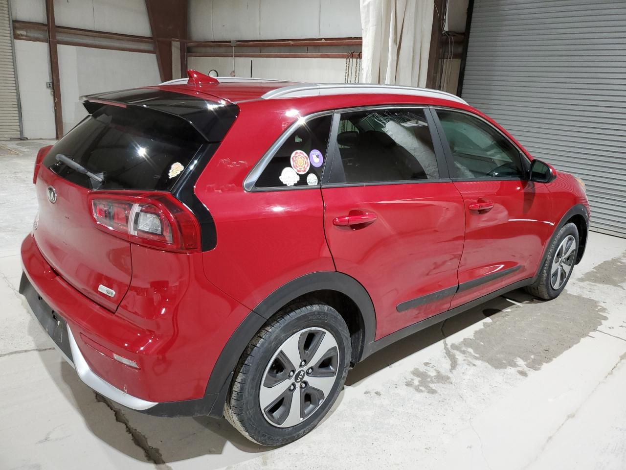 Photo 2 VIN: KNDCB3LC2H5049620 - KIA NIRO 