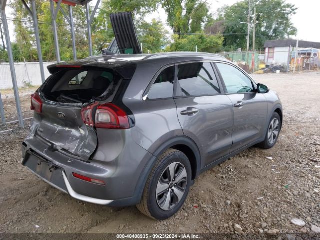 Photo 3 VIN: KNDCB3LC2H5056888 - KIA NIRO 