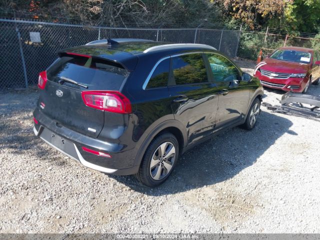 Photo 3 VIN: KNDCB3LC2J5108297 - KIA NIRO 